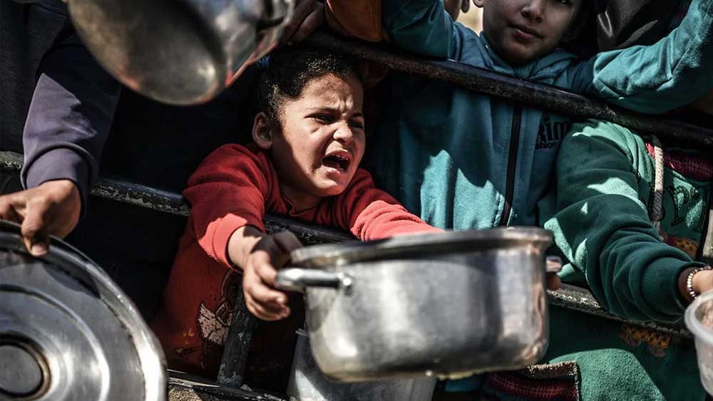 Aiuti umanitari a Gaza, l’Onu avverte che restano 48 ore per salvare migliaia di neonati
